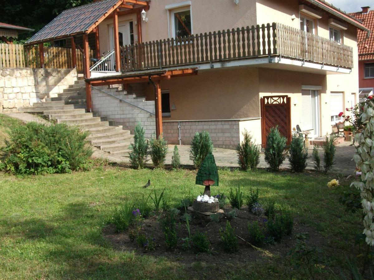 Apartments Zum Henker Quedlinburg Exteriör bild
